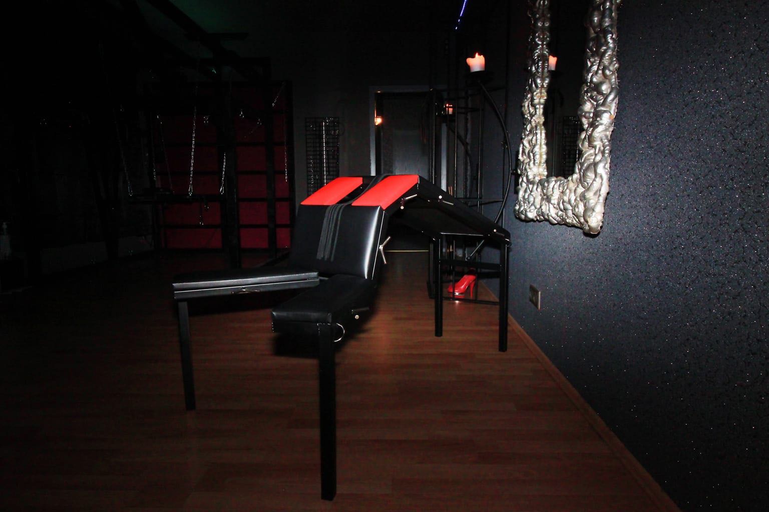 Abenteuerland Subkultur - Bdsm Studio / Sm Studio - Brothel in Sprockhovel, Germany