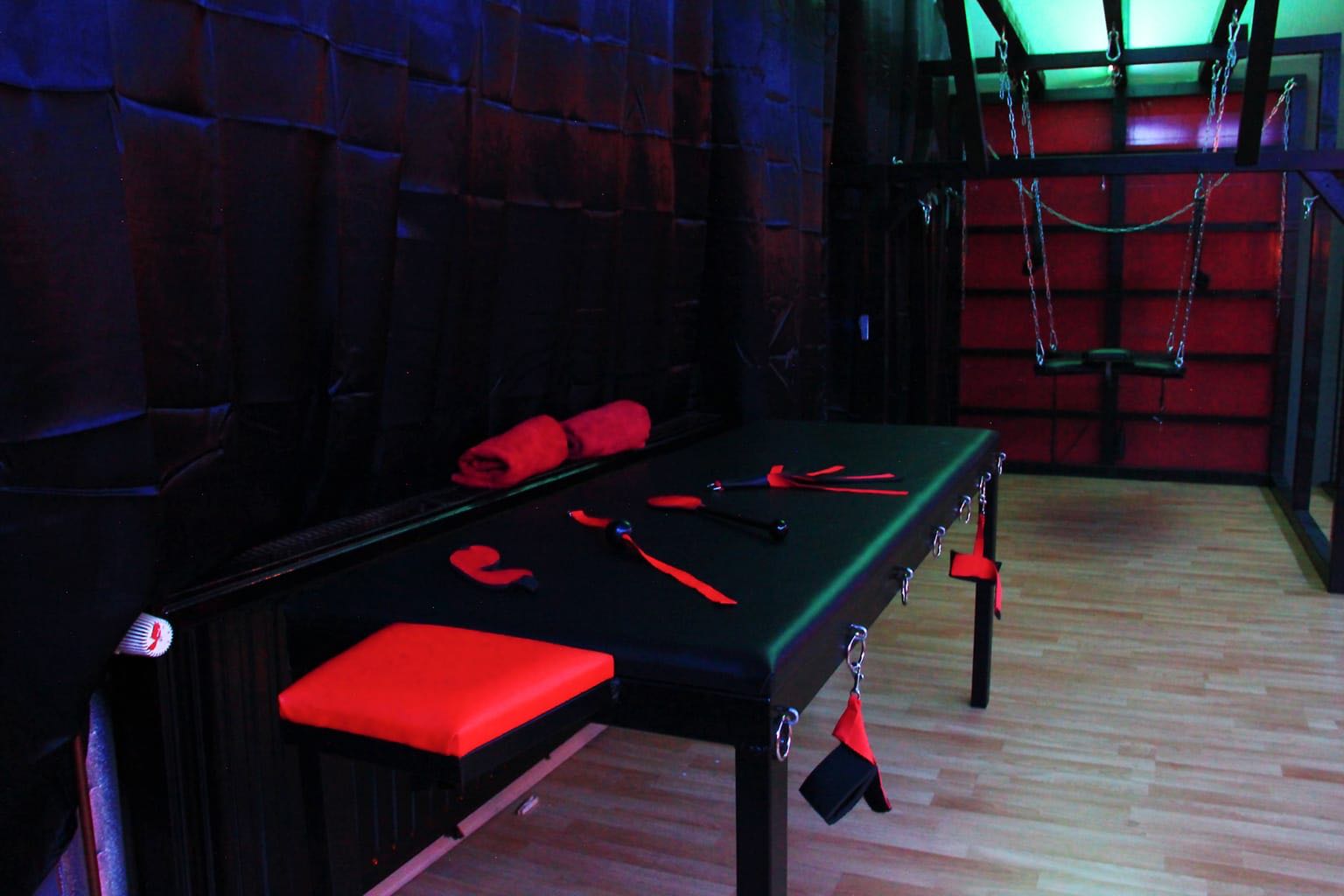 Abenteuerland Subkultur - Bdsm Studio / Sm Studio - Brothel in Sprockhovel, Germany
