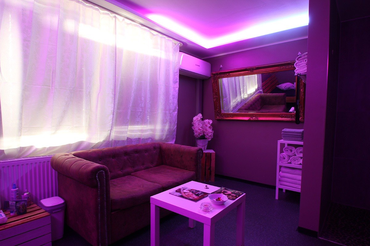 Privathaus Golden Moments - Erotic Massage in Stolberg Rhineland, Germany