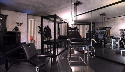Centric Studio & Clinic - Brothel in Stuttgart, Germany
