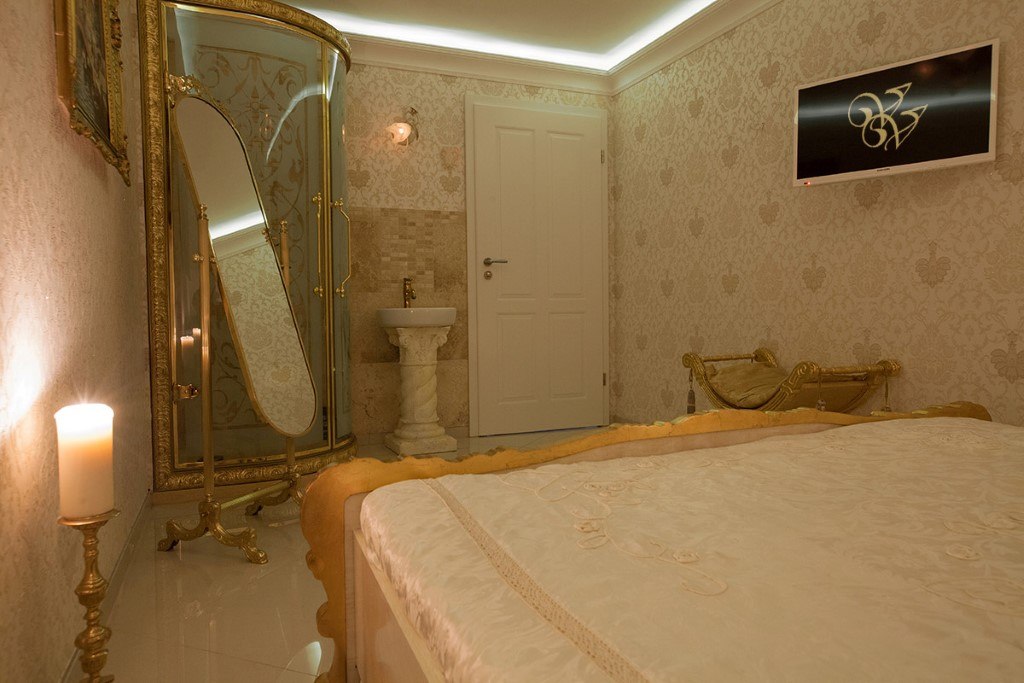 Bordell In Trier - Villa Venezia - Brothel in Trierweiler, Germany