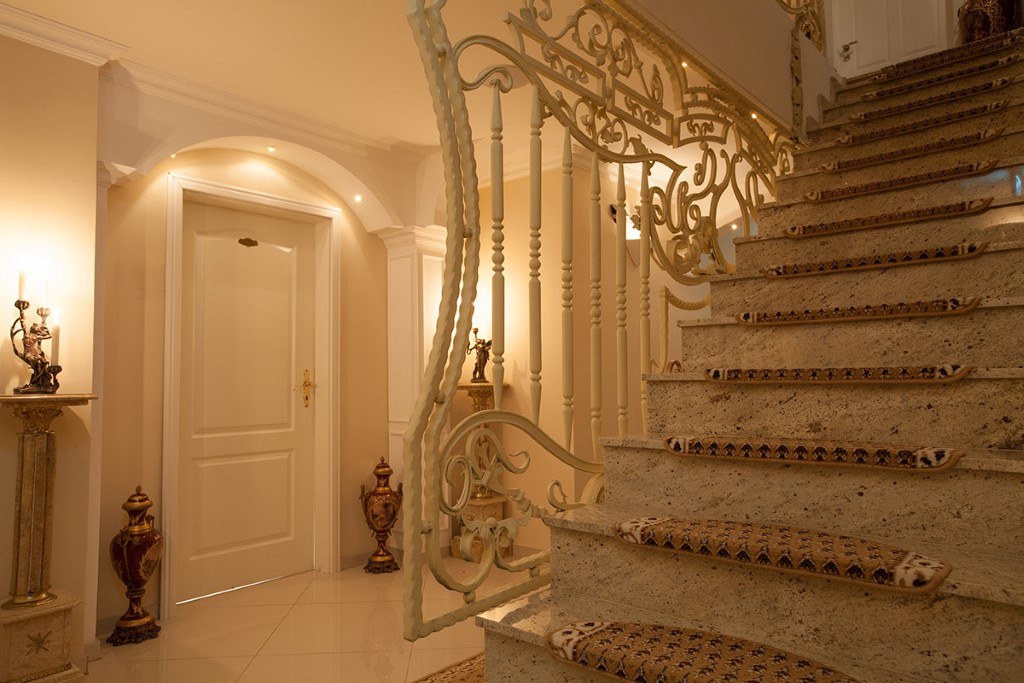 Bordell In Trier - Villa Venezia - Brothel in Trierweiler, Germany
