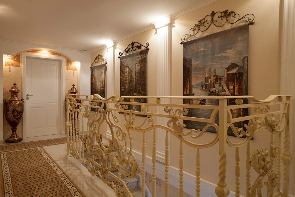 Bordell In Trier - Villa Venezia - Brothel in Trierweiler, Germany