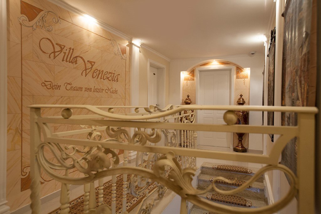 Bordell In Trier - Villa Venezia - Brothel in Trierweiler, Germany