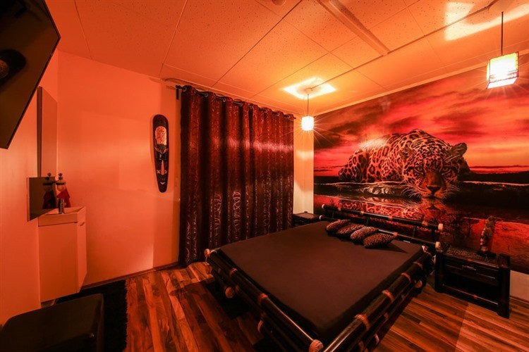 Lolita Club | Bordell Ulm | Laufhaus Ulm| Girls Ulm - Brothel in Ulm, Germany