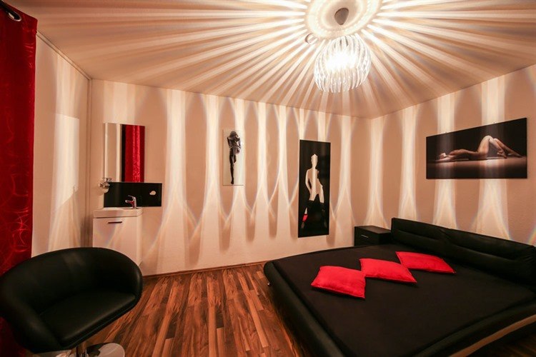 Lolita Club | Bordell Ulm | Laufhaus Ulm| Girls Ulm - Brothel in Ulm, Germany