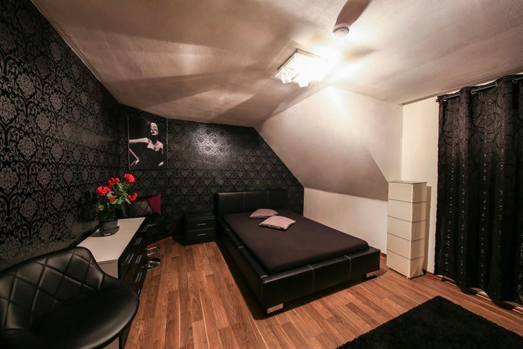 Lolita Club | Bordell Ulm | Laufhaus Ulm| Girls Ulm - Brothel in Ulm, Germany
