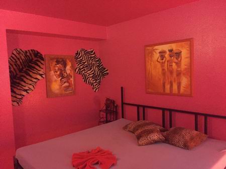 Escort girls Wuppertal