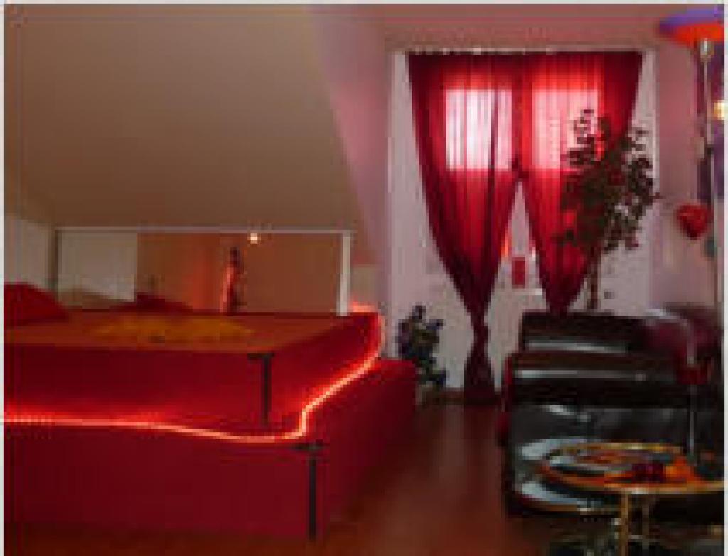 Privat Bei Sara - Erotic Massage in Wurselen, Germany
