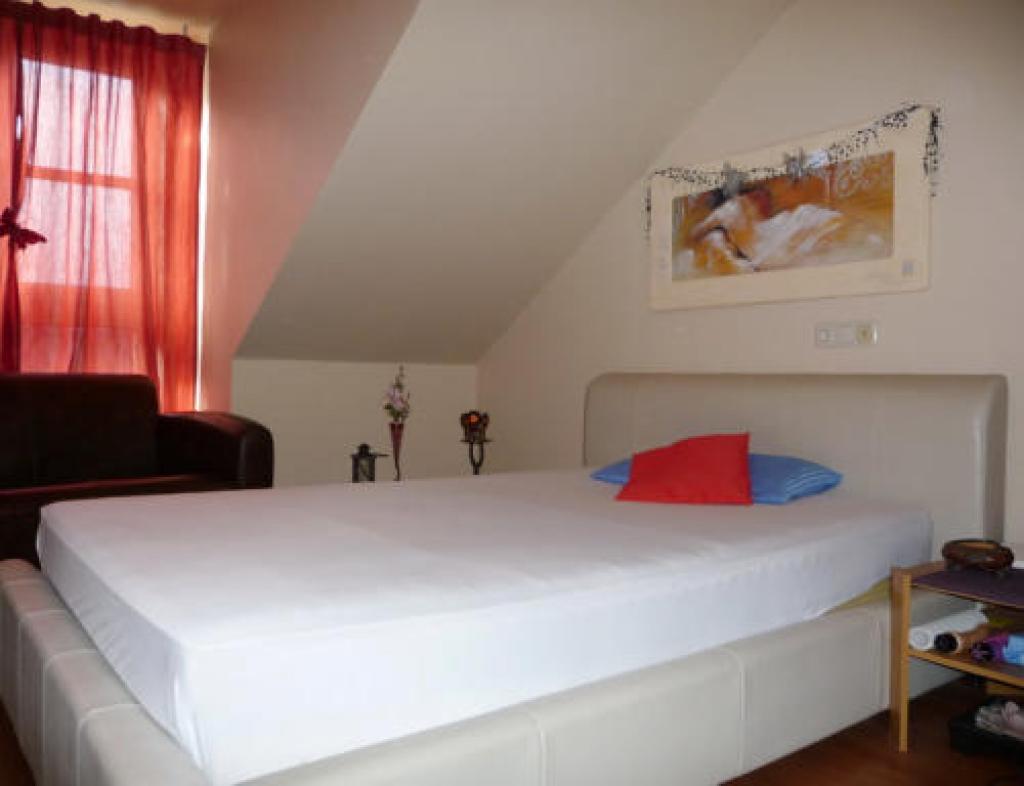 Privat Bei Sara - Erotic Massage in Wurselen, Germany