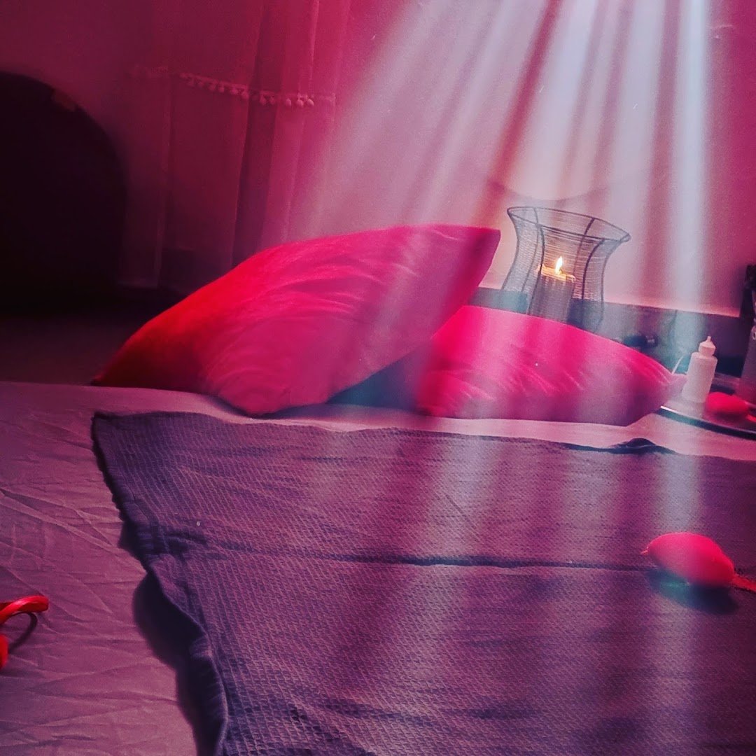 Divine Touch Tantra Massage -  in , 