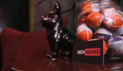 Menhouse - in ,