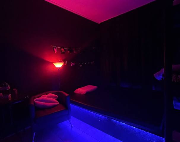 Play Spa -  in , 
