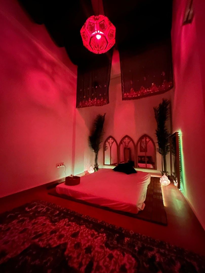 Shira Lounge Tantric | Masajes Eróticos Ibiza -  in , 