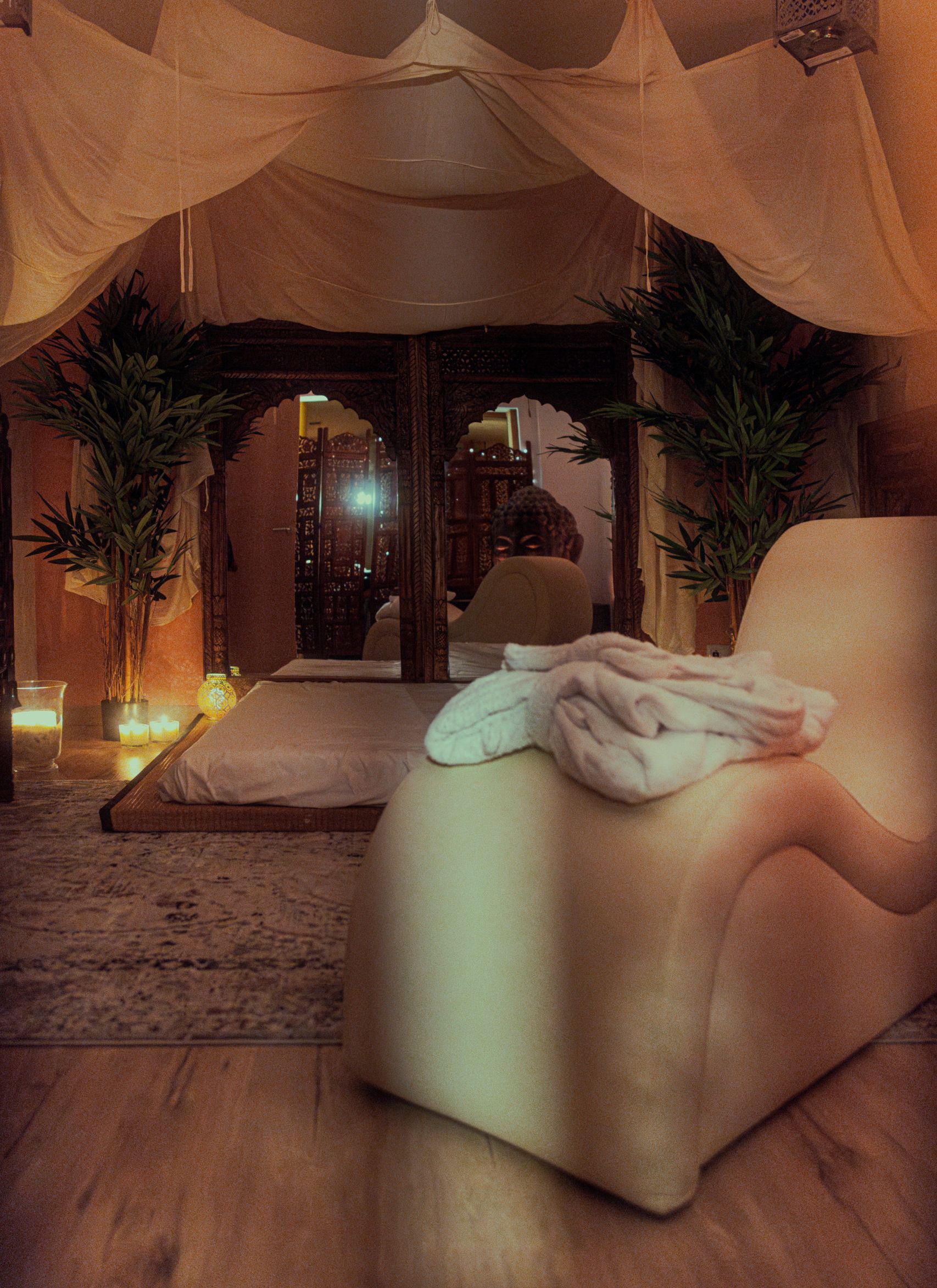 Shira Lounge Tantric | Masajes Eróticos Ibiza -  in , 