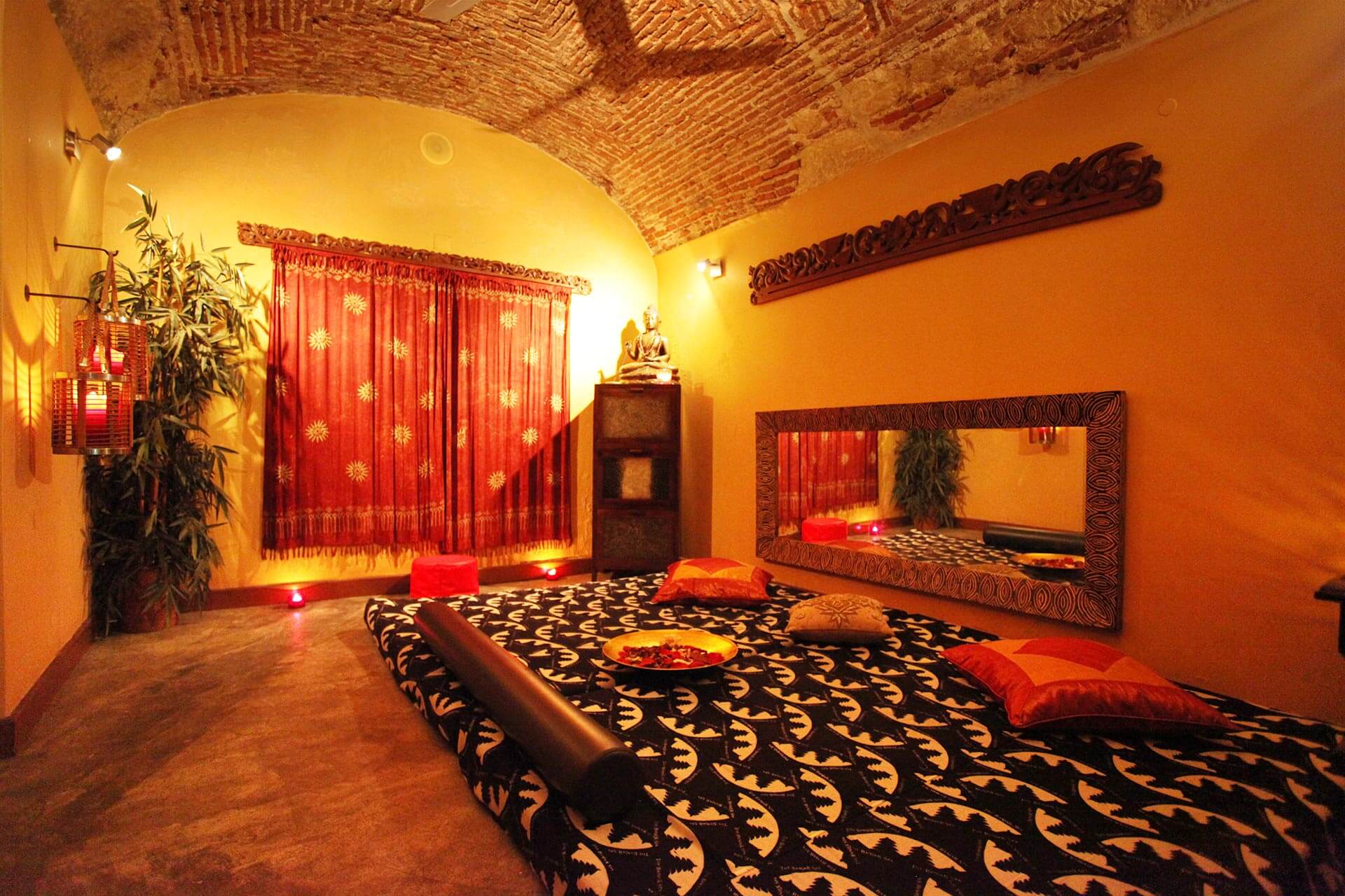 Wayang Center Lisbon - Tantric Massage -  in , 