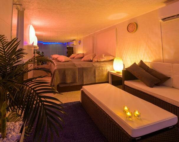 Sexclub & Privehuis Nightlife Groningen - in ,