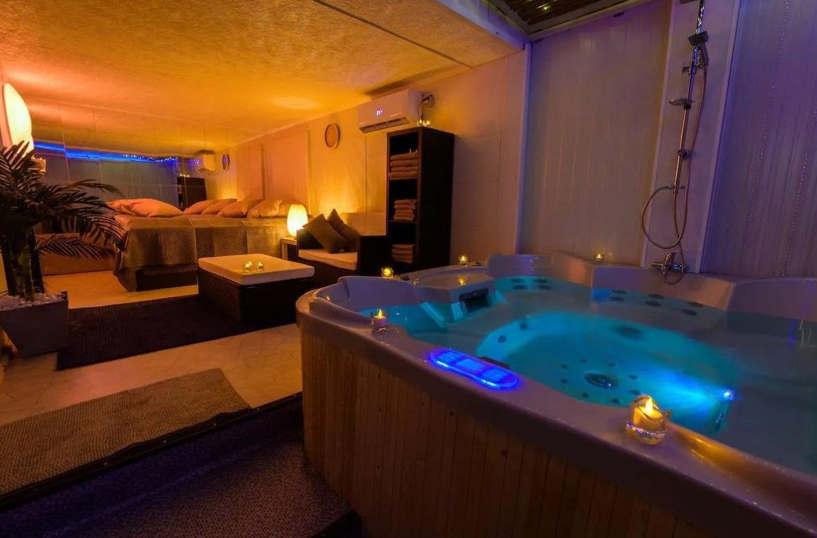 Sexclub & Privehuis Nightlife Groningen -  in , 
