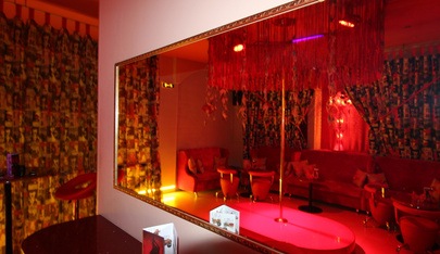Стриптиз-клуб Rhino Bar - in ,