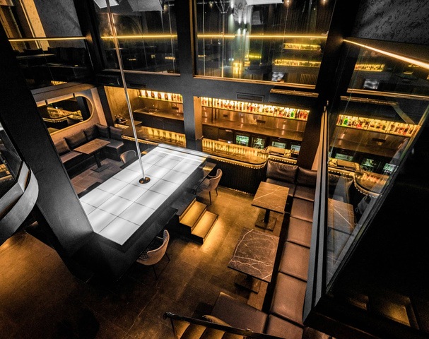 Стриптиз-клуб Zависть Show Bar - in ,