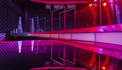 Yar Shou-Klub - in ,