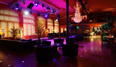 Orangerie Le Club Ag -  in , 