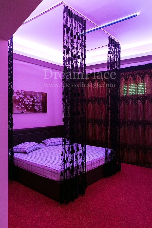 Dreamplace, Θεσσαλίας 136 - Brothel in Athens, Greece
