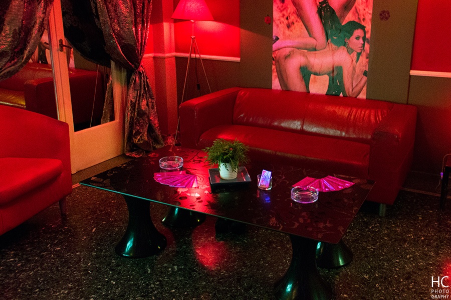 Sex Studio Sunflower 82 - Brothel in Athens, Greece