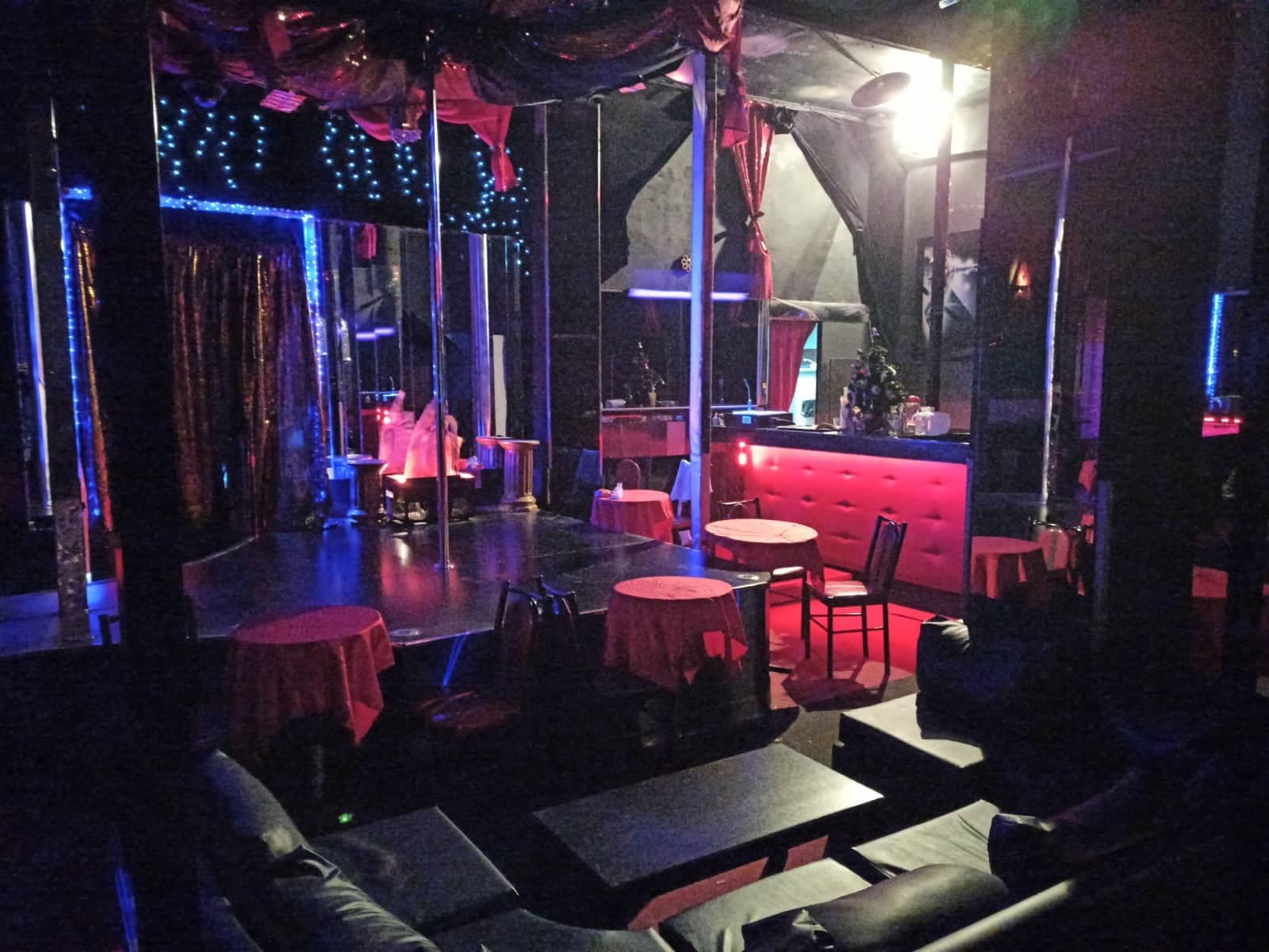 Fantazy American Lips - Nightclub in Athens, Greece