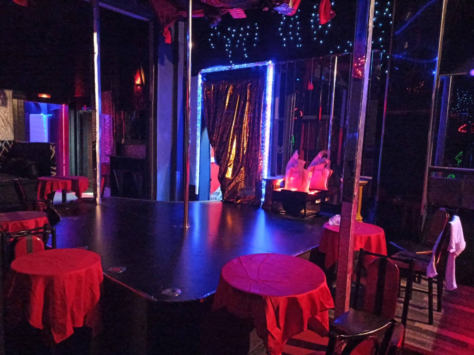 Fantazy American Lips - Nightclub in Athens, Greece