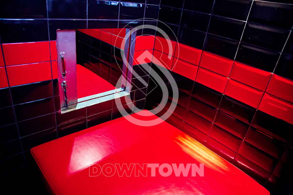 8 Downtown Athens - Swinger Club in Athens, Greece