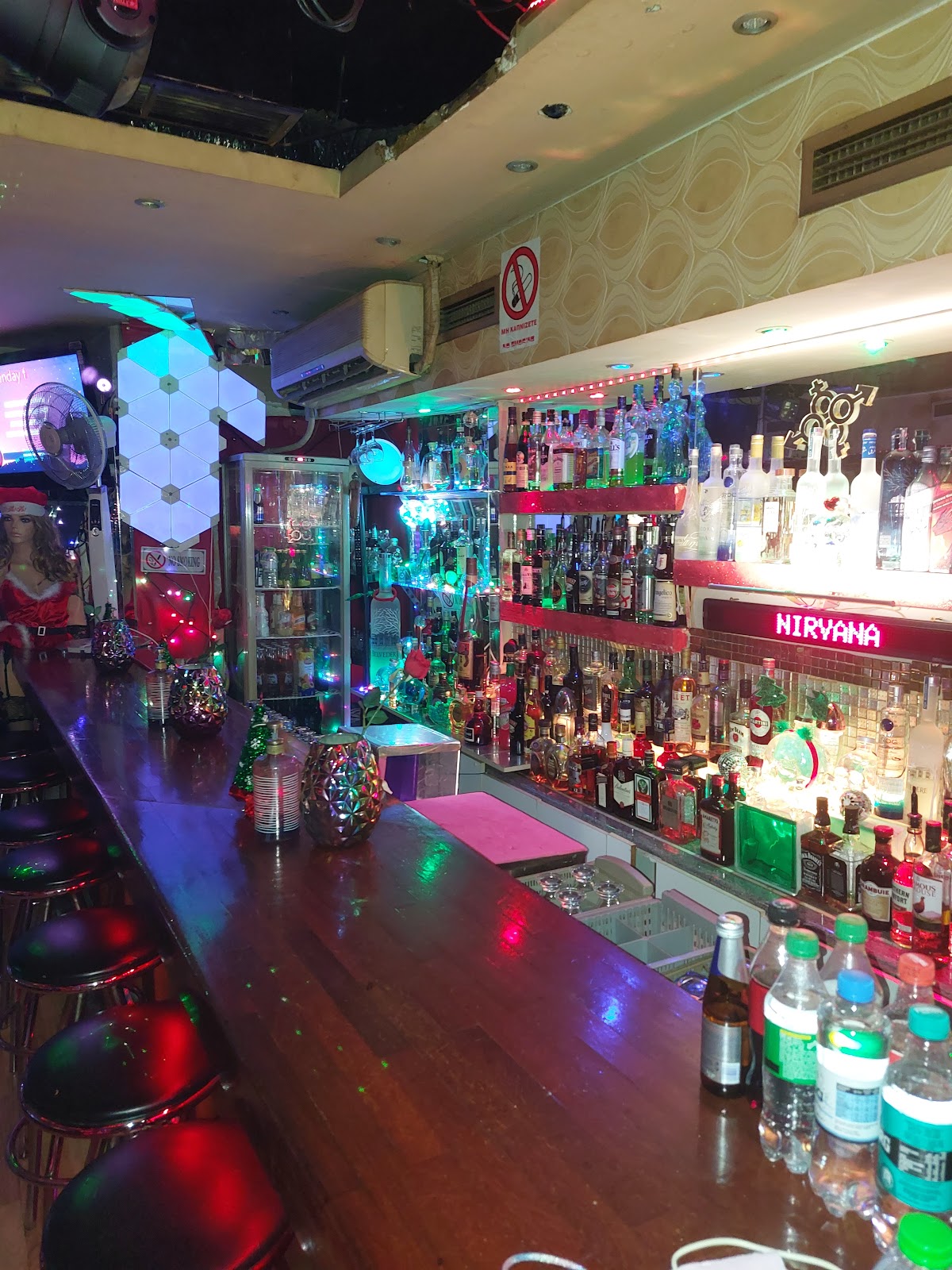 Nirvana Swingers Club - Swinger Club in Athens, Greece
