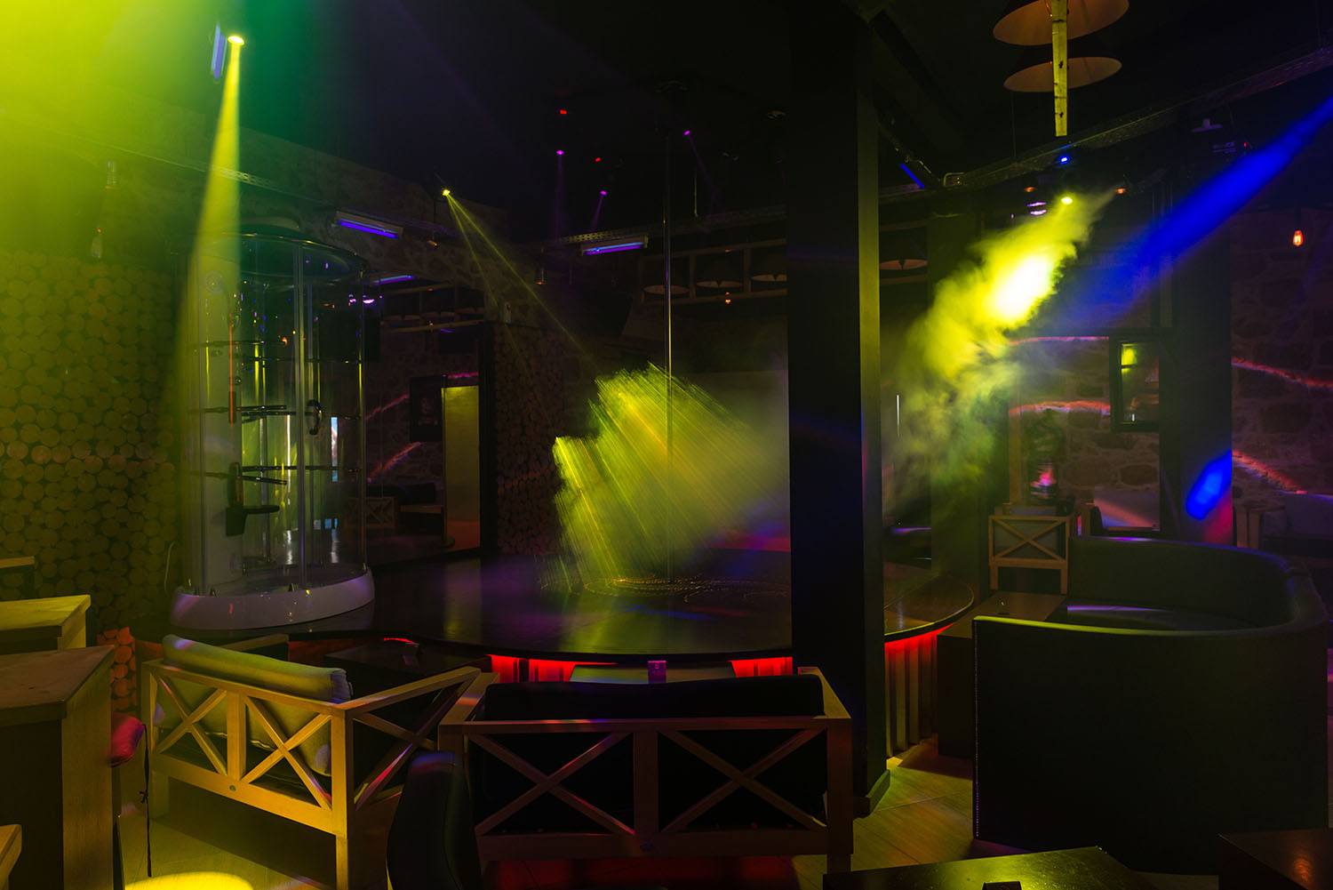 Arcana Show Club - Swinger Club in Chania, Greece