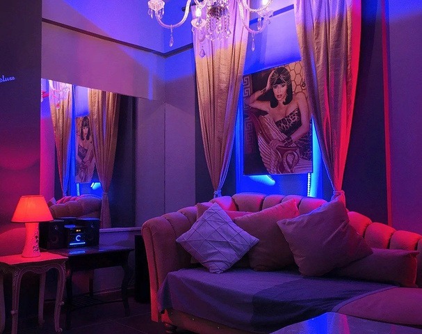 Studio Deluxe - Brothel in Dafni, Greece