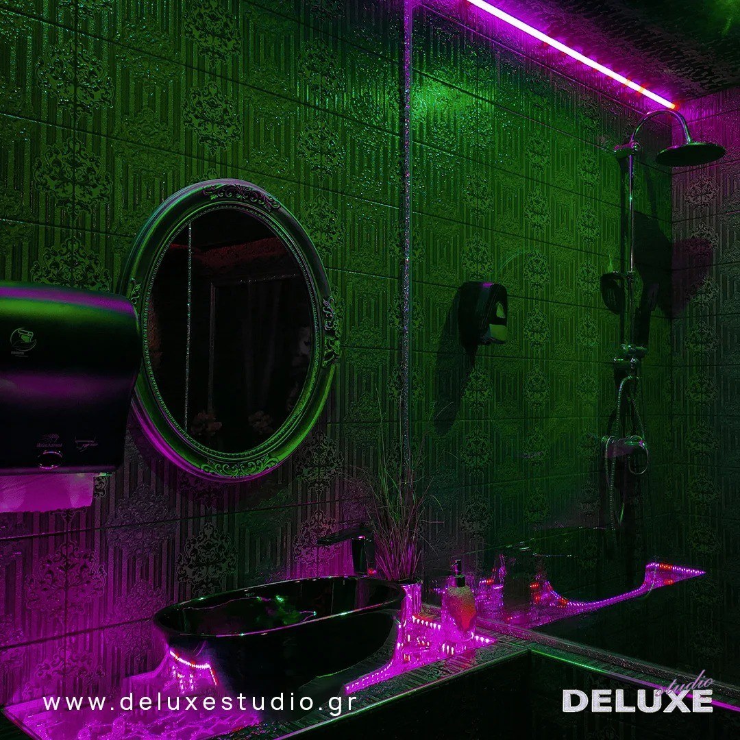Studio Deluxe - Brothel in Dafni, Greece