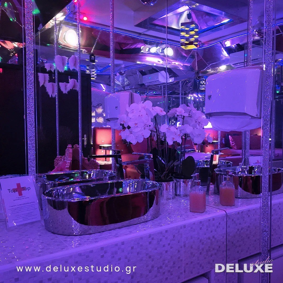 Studio Deluxe - Brothel in Dafni, Greece