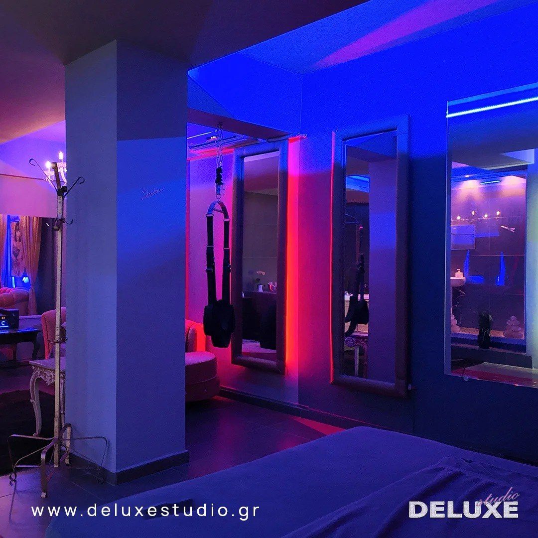 Studio Deluxe - Brothel in Dafni, Greece