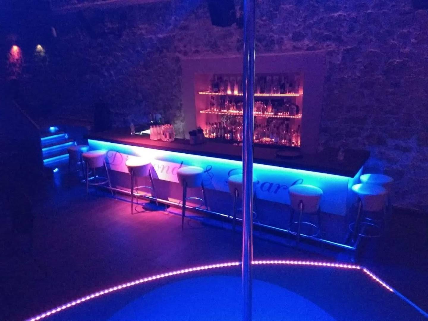 The Diamonds And Pearls - Nightclub in Heraklion, Greece