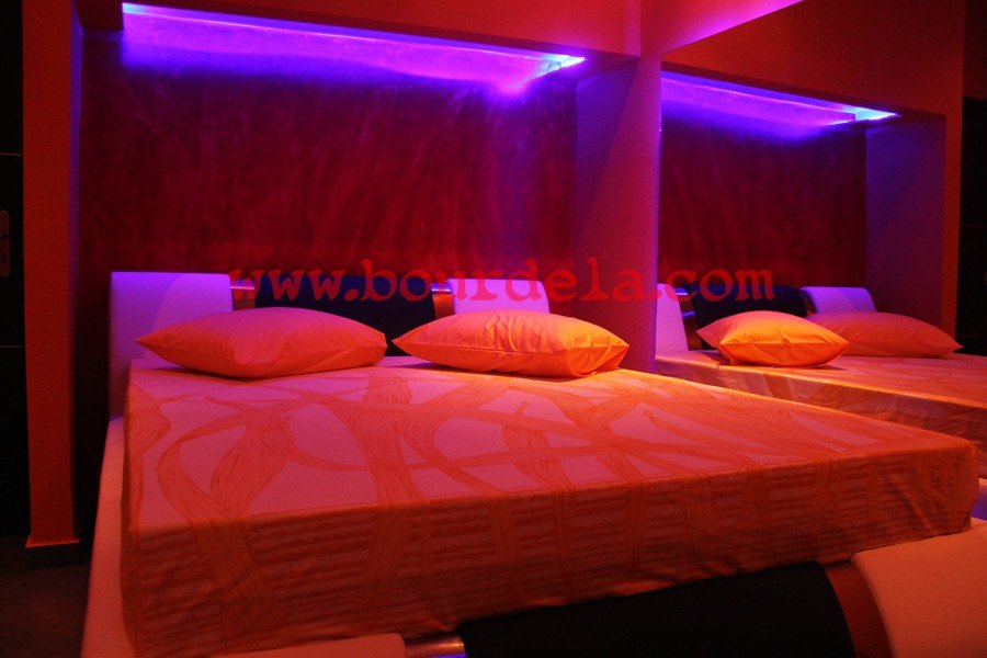 Studio Red Light Athens - Brothel in Kallithea, Greece