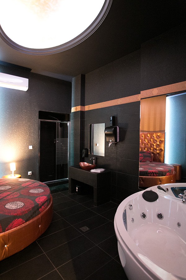 Studio Siggrou 232 - Brothel in Kallithea, Greece