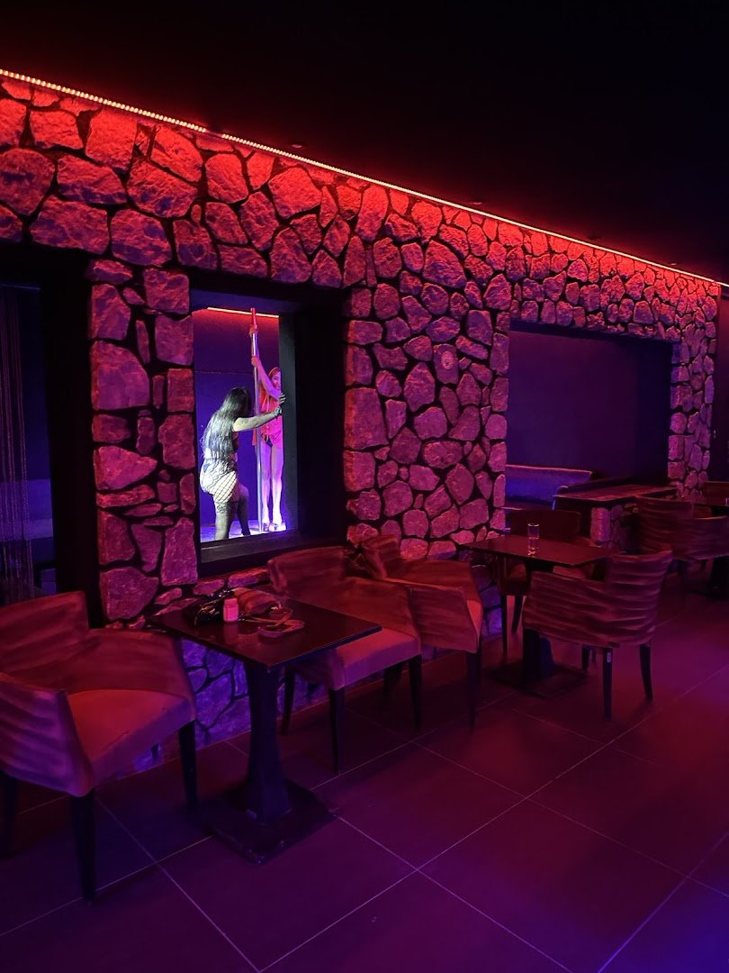 Strip Club 69 Santorini - Nightclub in Kyklades, Greece