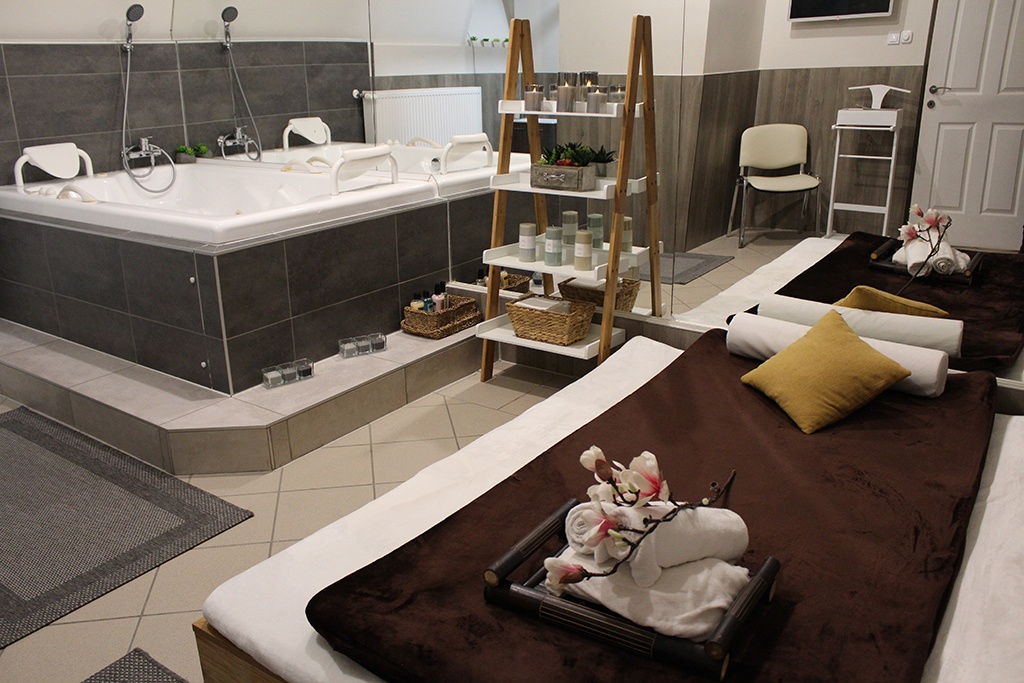 Dreamhouse Massage - Erotic Massage in Budapest, Hungary