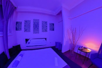 Massage666.com Gold Salon - Erotic Massage in Budapest, Hungary