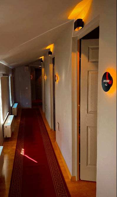 Massage666.com Gold Salon - Erotic Massage in Budapest, Hungary