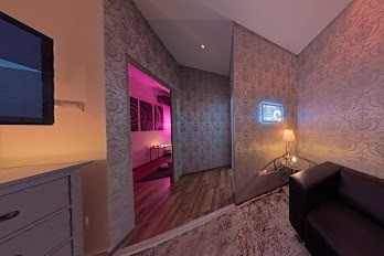Massage666.com Gold Salon - Erotic Massage in Budapest, Hungary