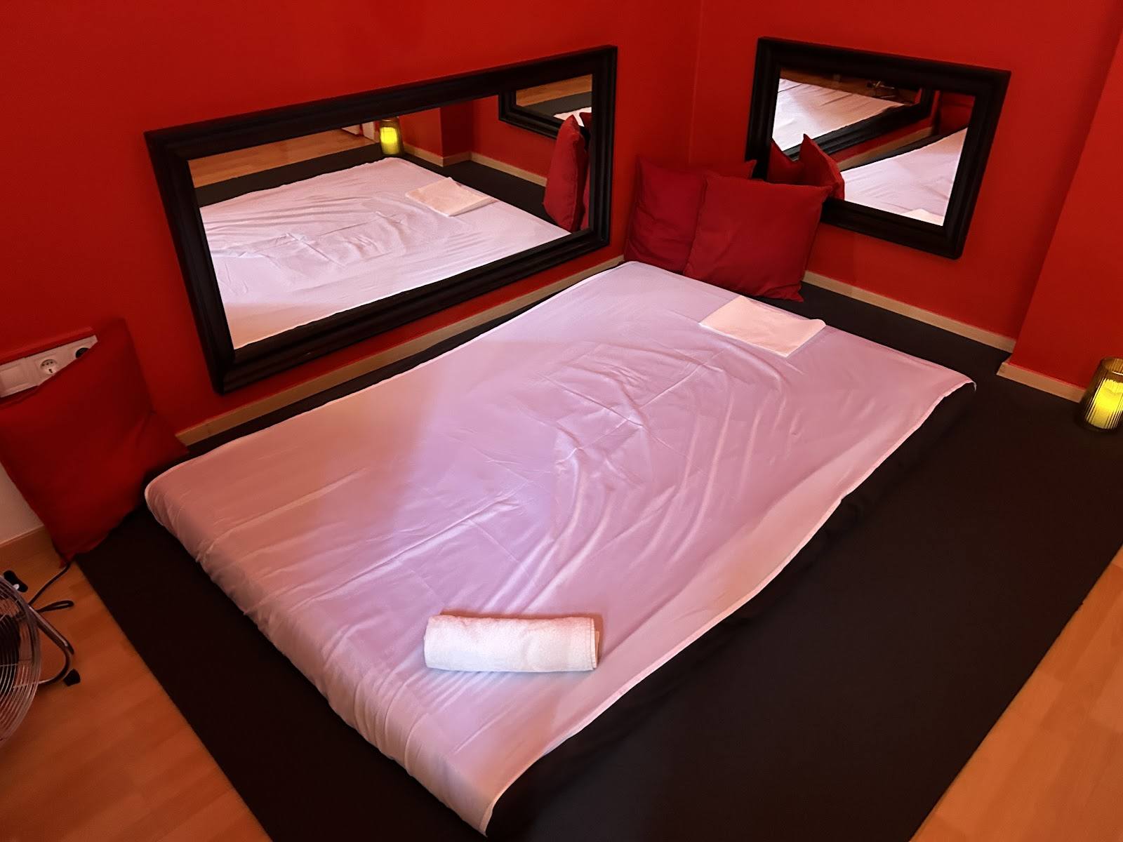 Massage666.com - Erotic Massage in Budapest, Hungary