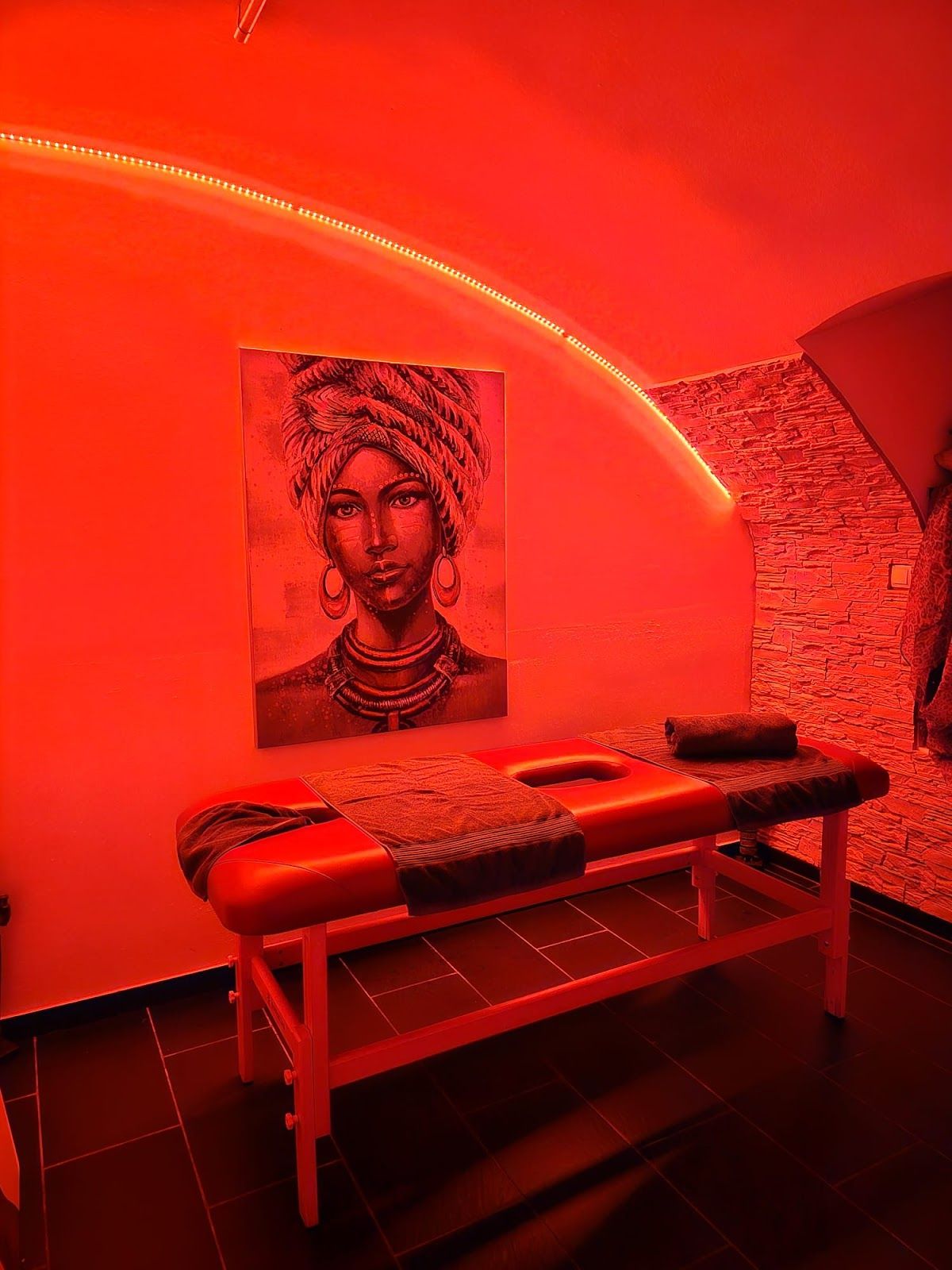 Pesti Massage - Erotic Massage in Budapest, Hungary