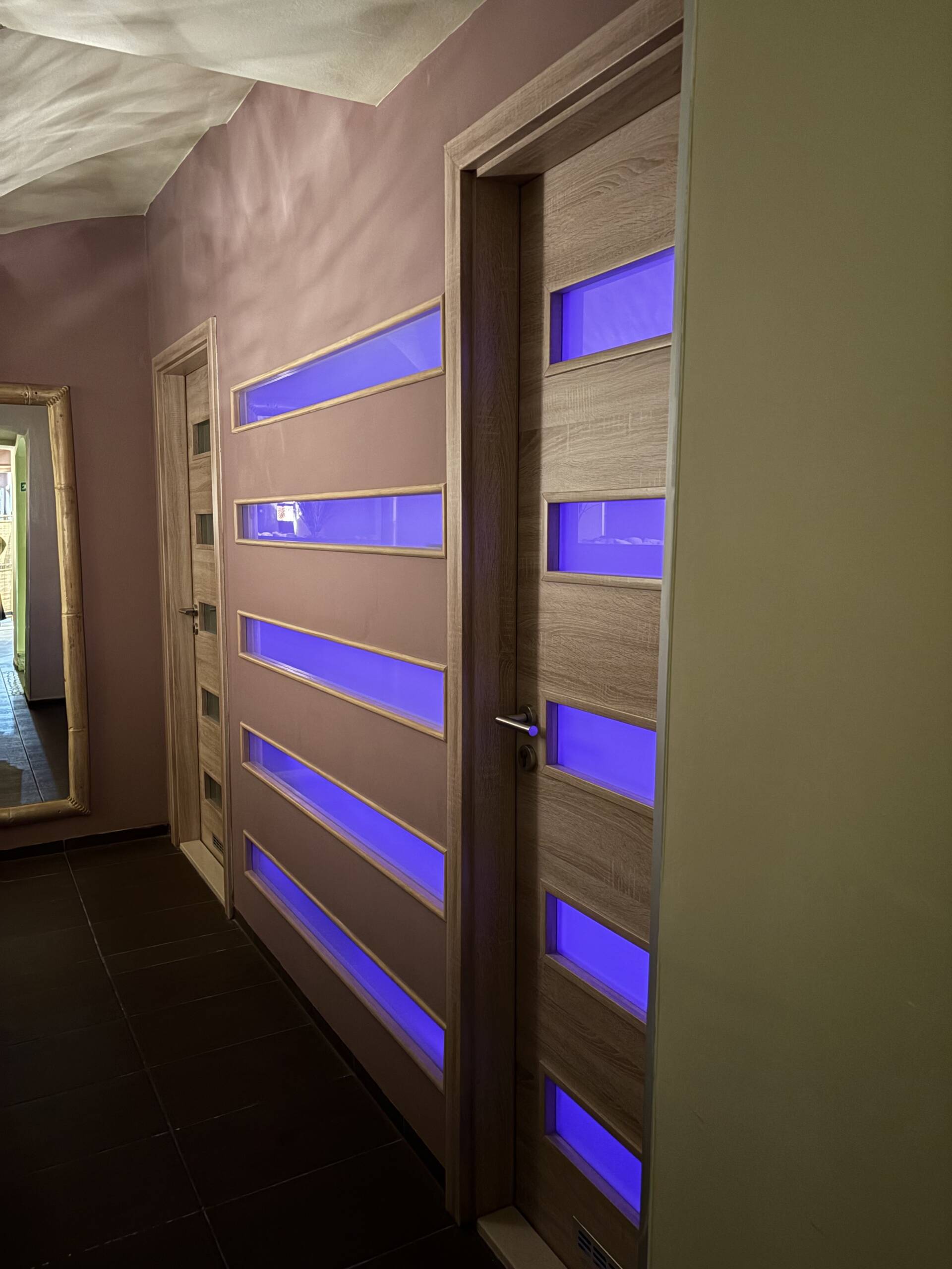 Starlight Massage - Erotic Massage in Budapest, Hungary