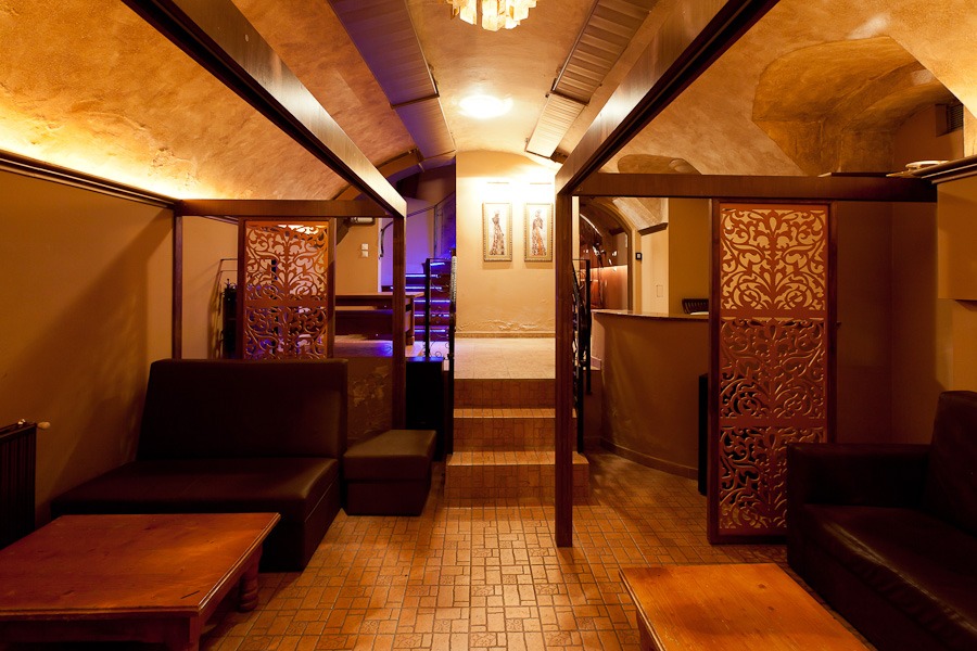 Marilyn Night Club | Gentlemen's Club, Striptease Bar - Nightclub in Budapest, Hungary