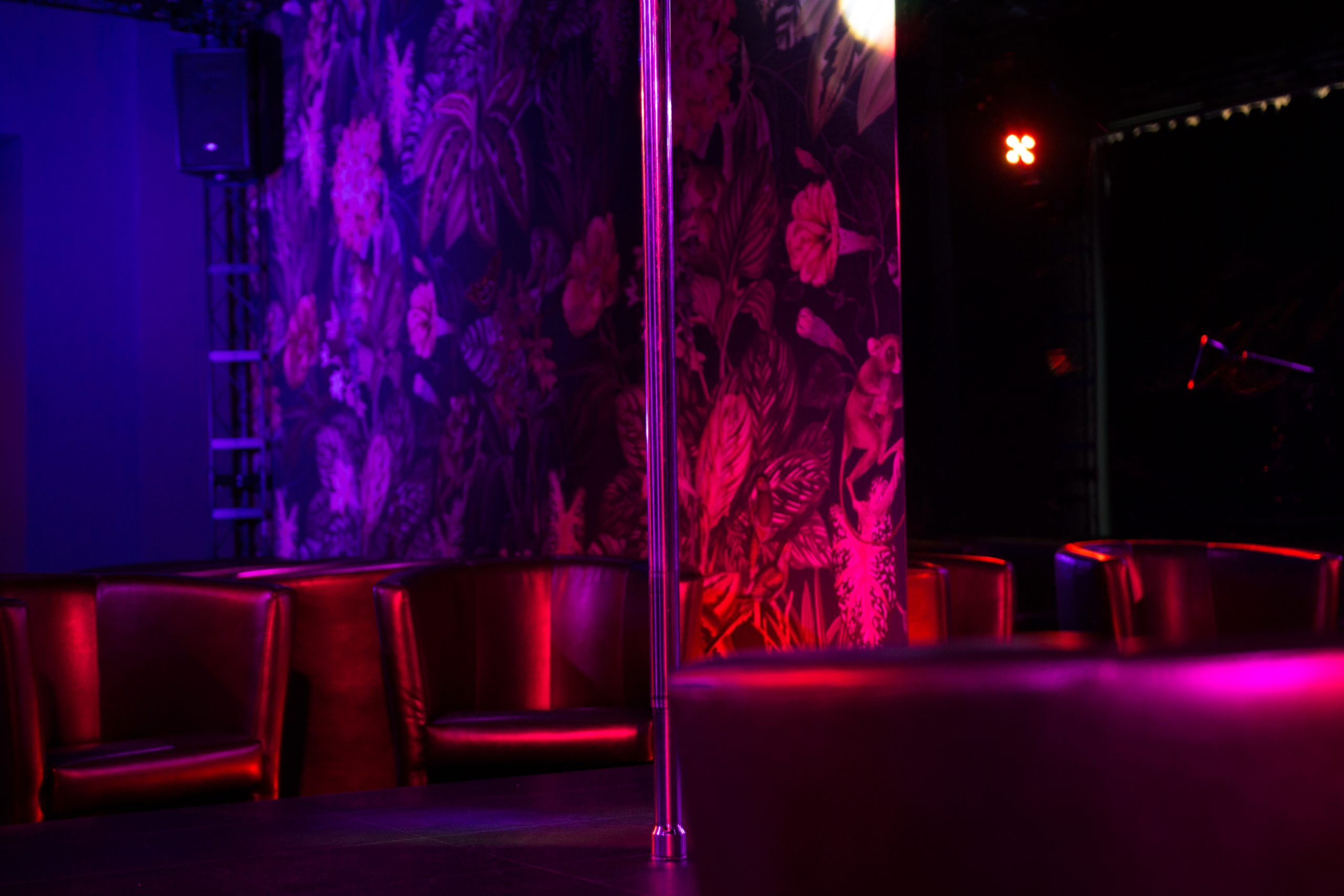 Nana For Gents - Nightclub in Budapest, Hungary